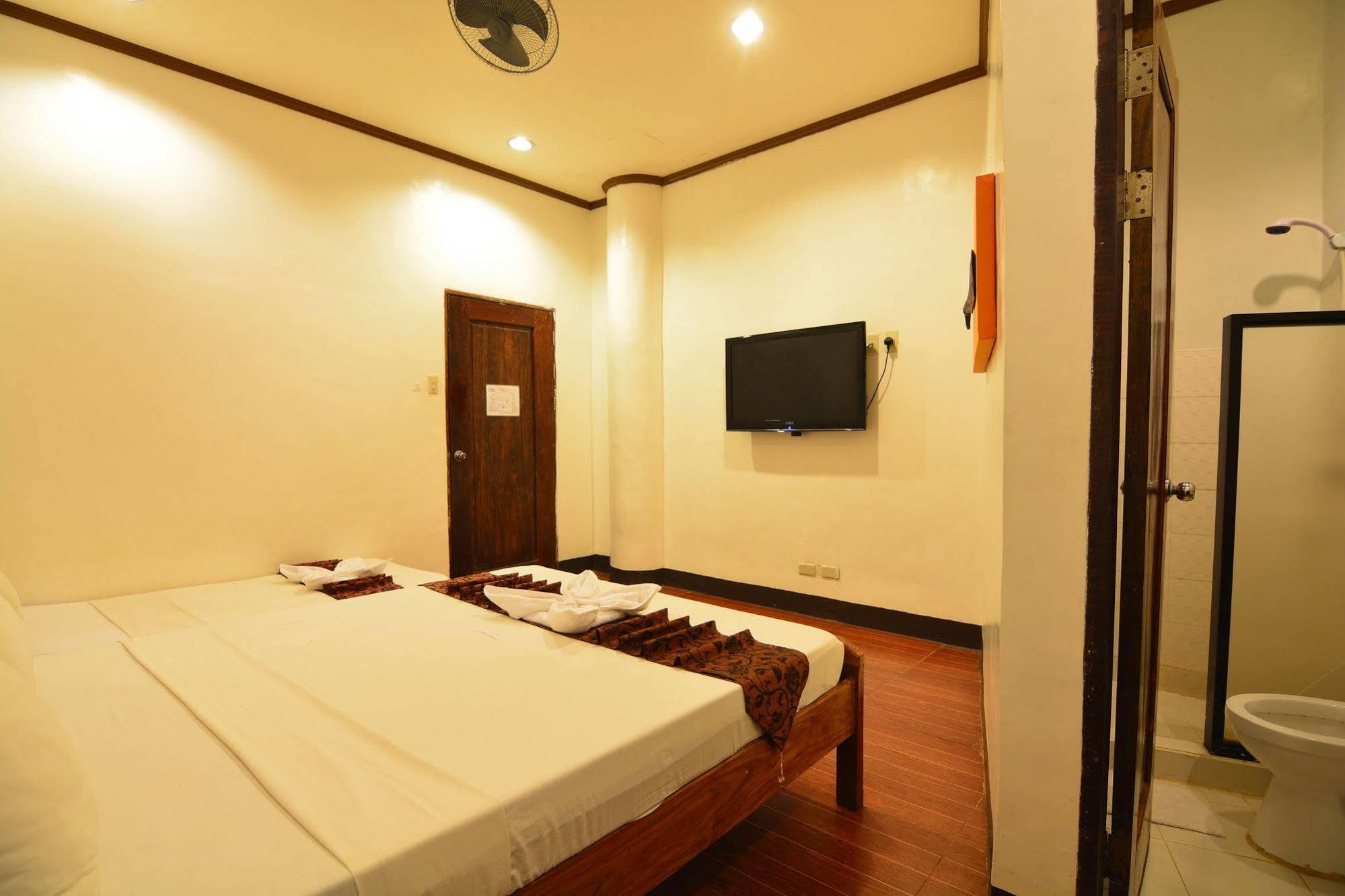 Kawayanan Heights Inn 코른 외부 사진